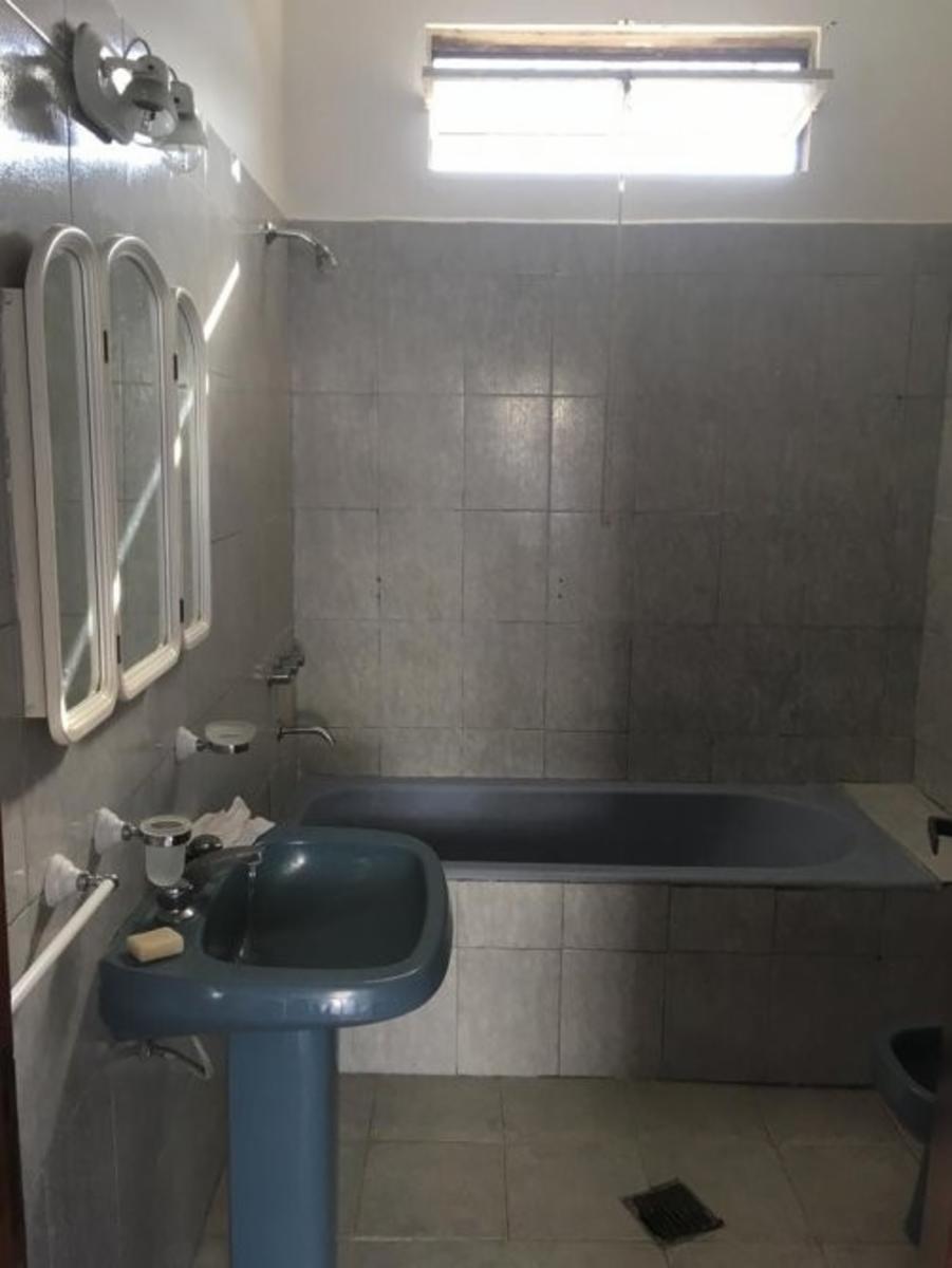 *** APTO CREDITO *** Casa en Esquina de 3 Amb c/ Patio y Terraza — foto 6