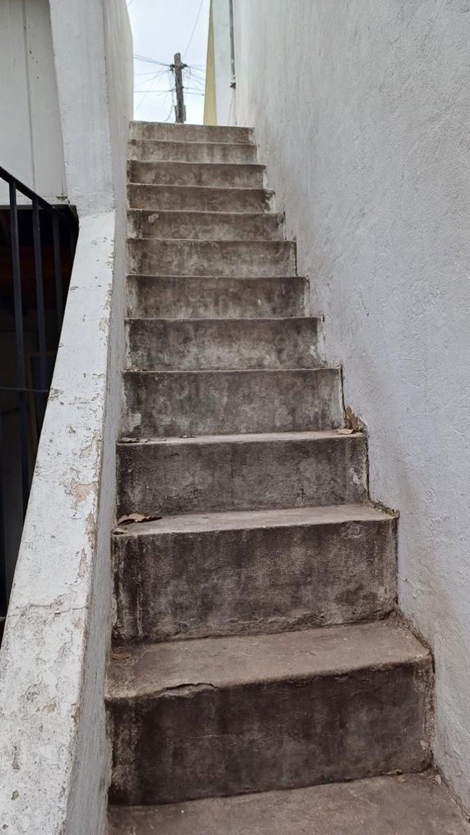 ** APTO CREDITO ** Casa en Esquina de 3 Ambientes c/ Cochera — foto 8