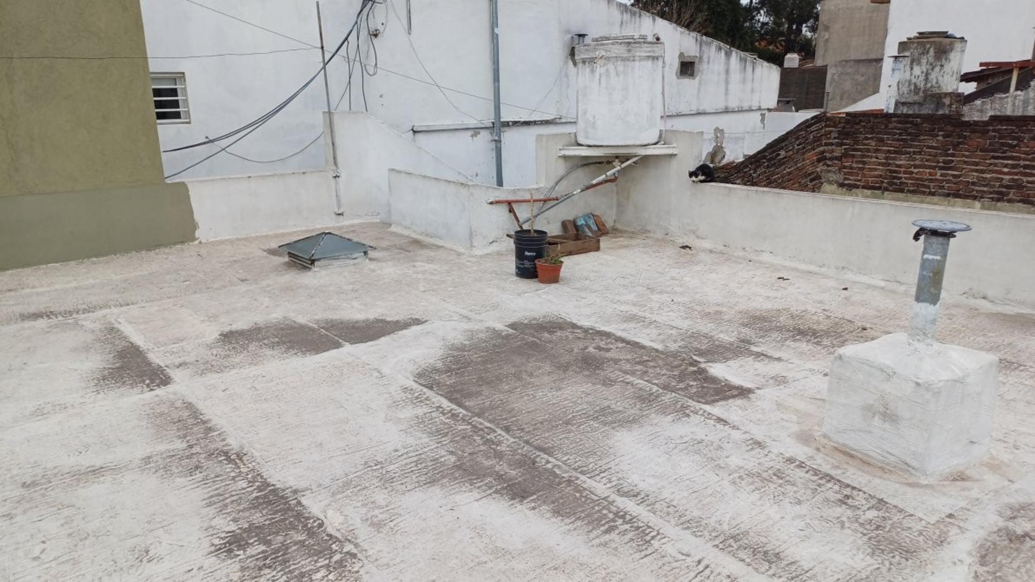 ** APTO CREDITO ** Casa en Esquina de 3 Ambientes c/ Cochera — foto 10