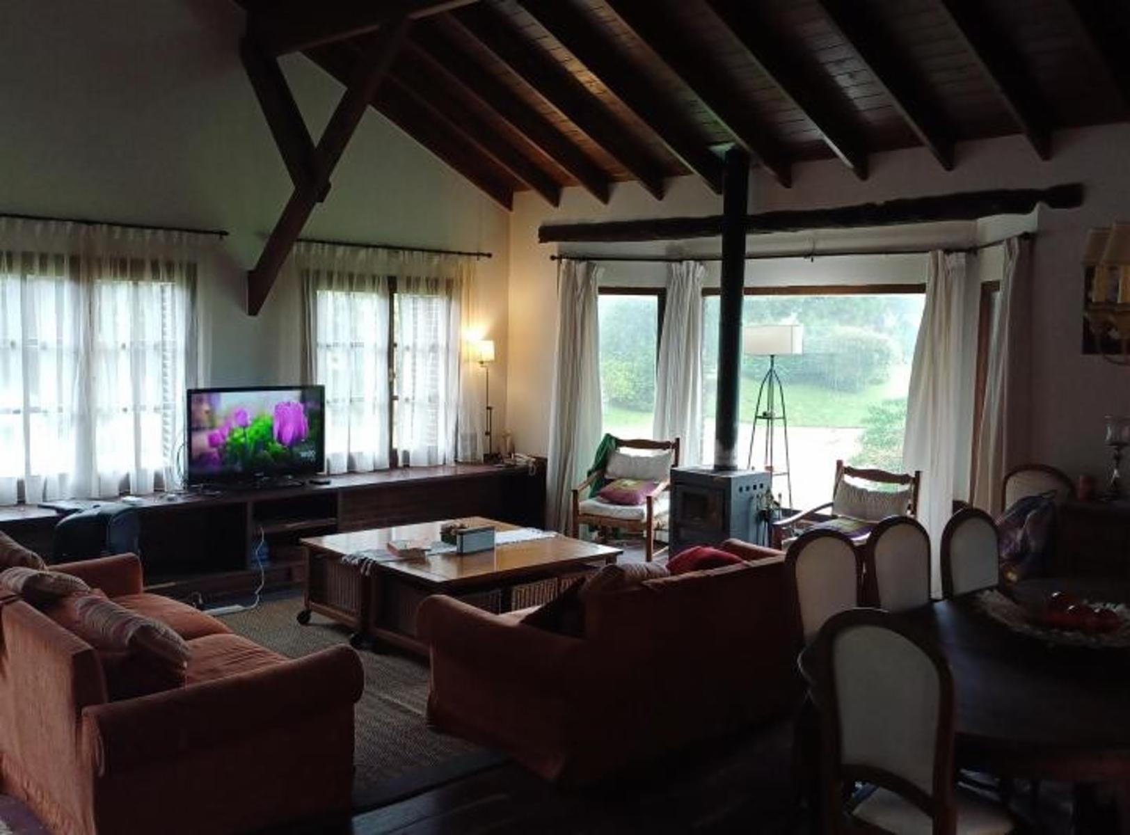 Amplio Chalet de 5 Ambientes Sobre Lote de 656 Mts en Pinamar Norte — foto 6