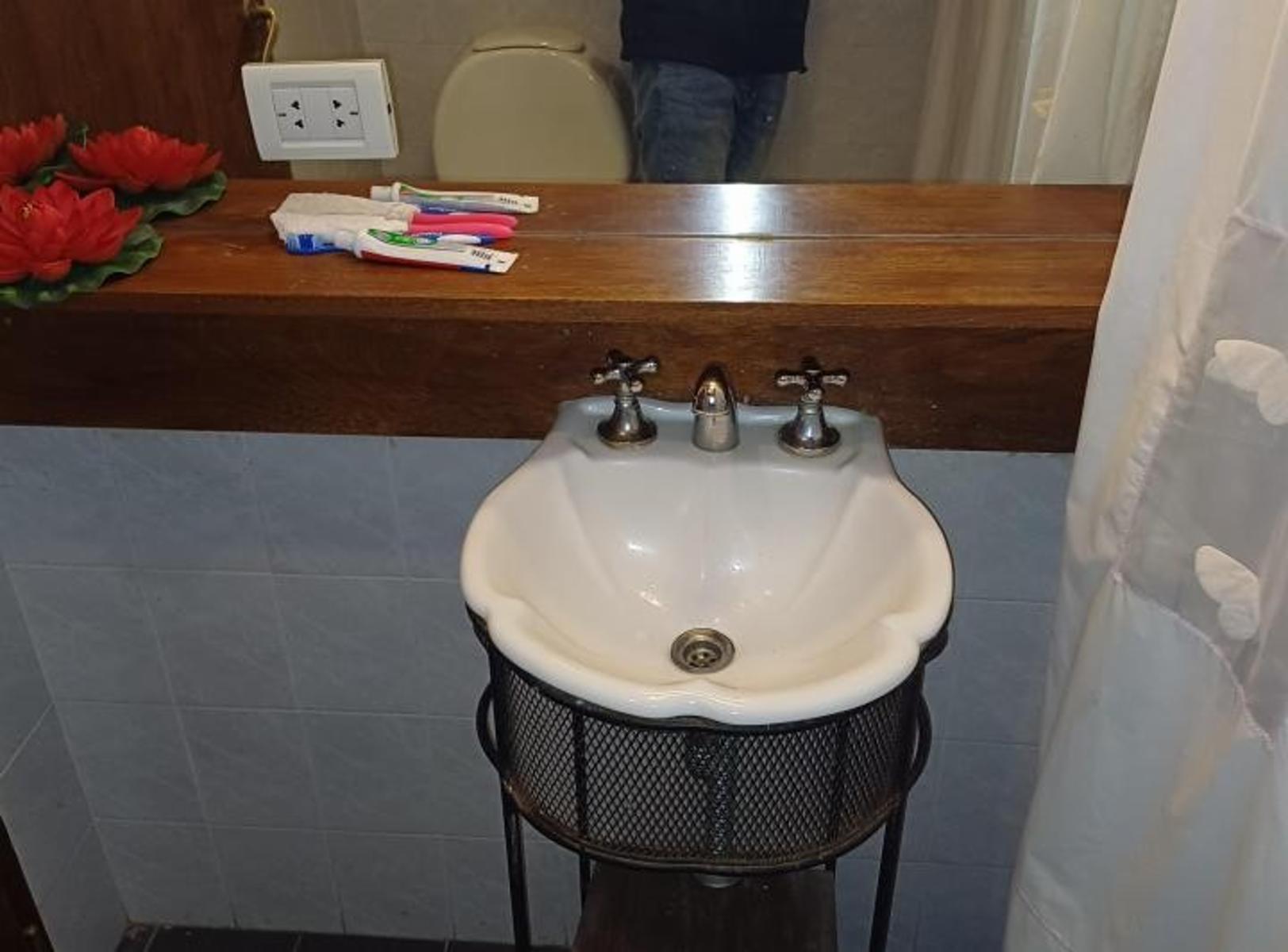 Amplio Chalet de 5 Ambientes Sobre Lote de 656 Mts en Pinamar Norte — foto 13