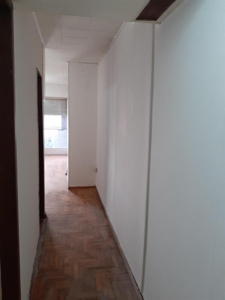 ** APTO CREDITO ** Departamento de 1 Amb ** A Mts de la Estacion ** — foto 6