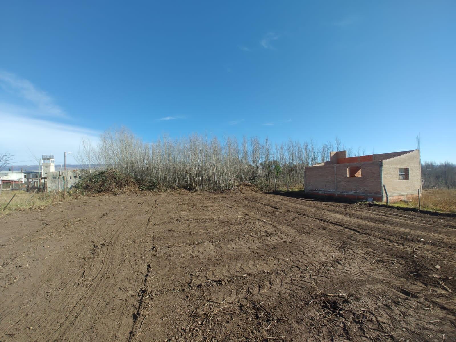 Lote de 600 Mts con Servicios Activos