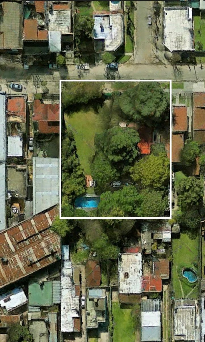 Casa en 2 lotes ideal galpon - 19