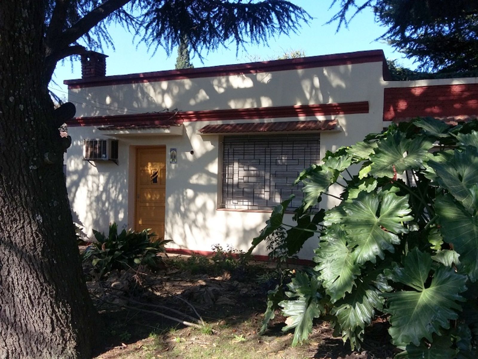 Casa en 2 lotes ideal galpon - 22