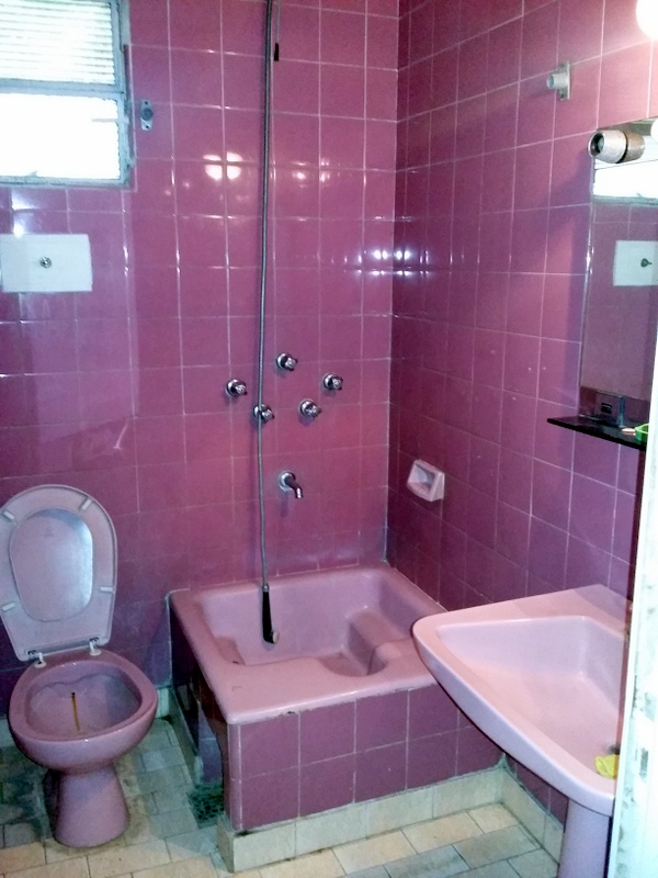 Casa en 2 lotes ideal galpon - 18
