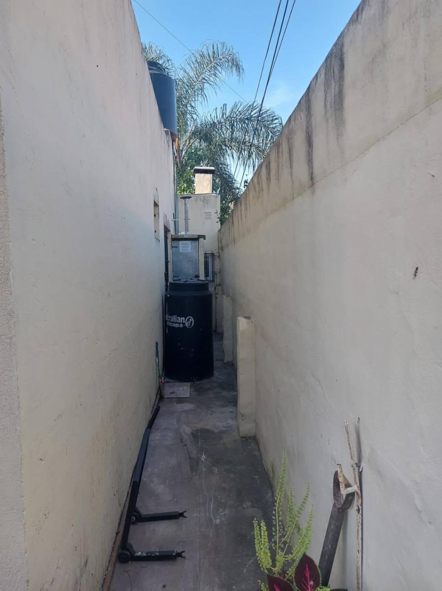 CASA TRES AMBIENTES CON JARDIN — foto 4
