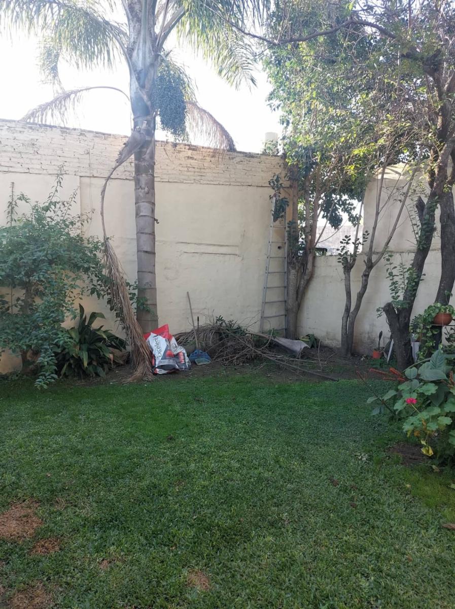 CASA TRES AMBIENTES CON JARDIN — foto 5