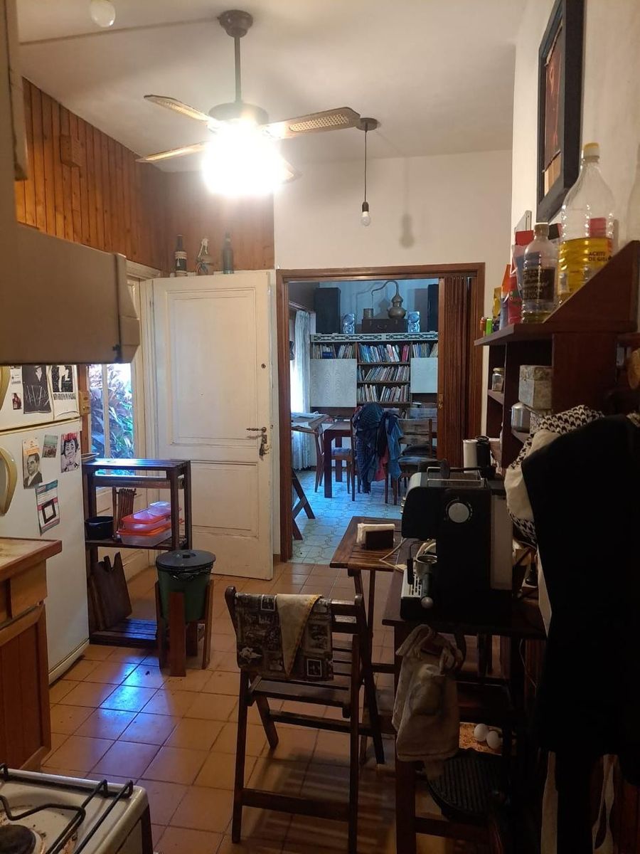 Casa en Gran Lote Atrás — foto 13
