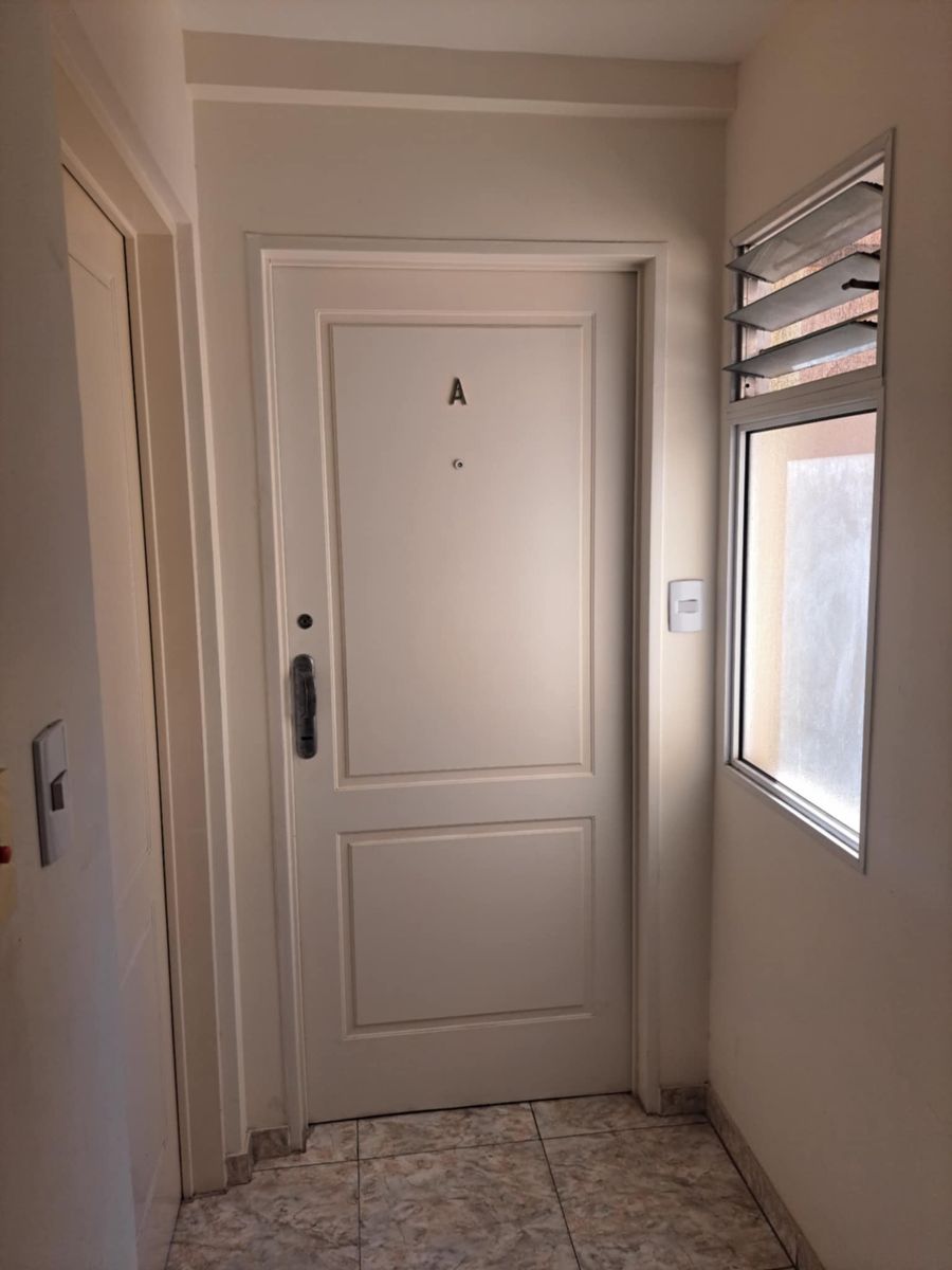 excelente 2 ambientes con balcon y patio — foto 2
