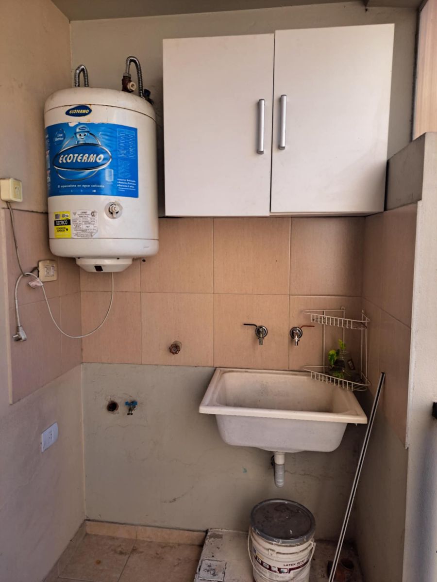 excelente 2 ambientes con balcon y patio — foto 6