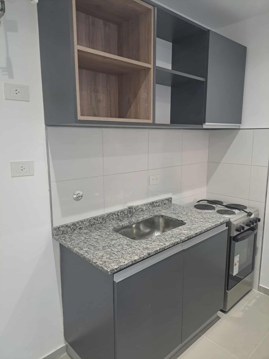 monoambiente con jardín propio