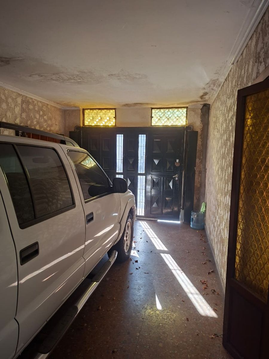 Casa totalmente a refaccionar - 6