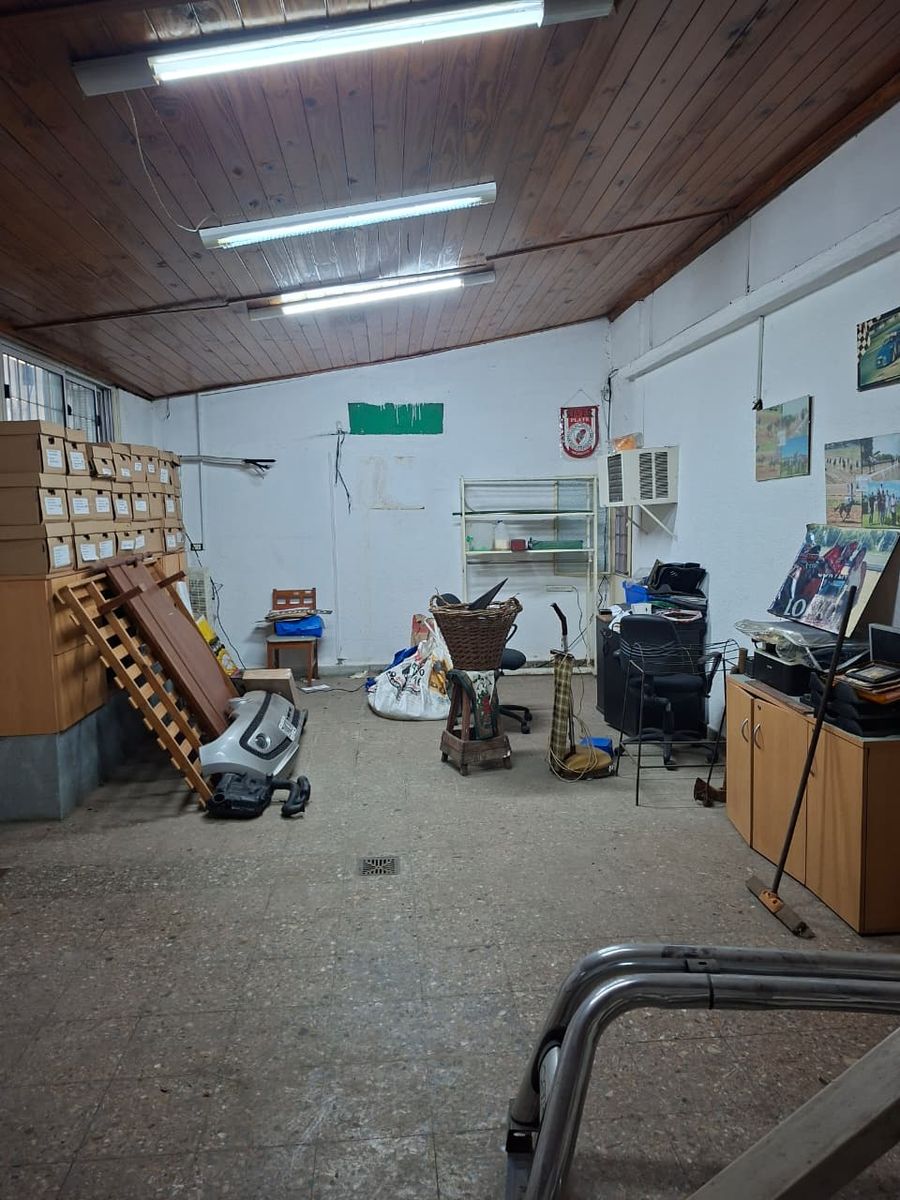 Casa totalmente a refaccionar - 19