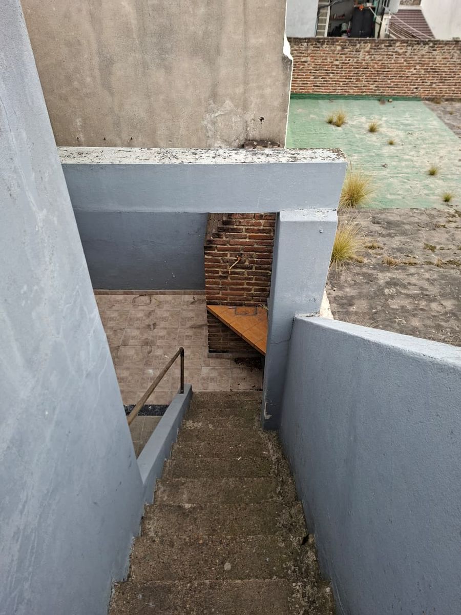 Gran PH 3 ambientes en primer piso - 5