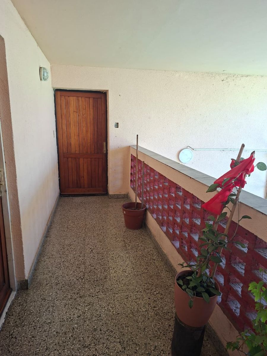 Departamento 3 ambientes en Primer piso por escalera — foto 6