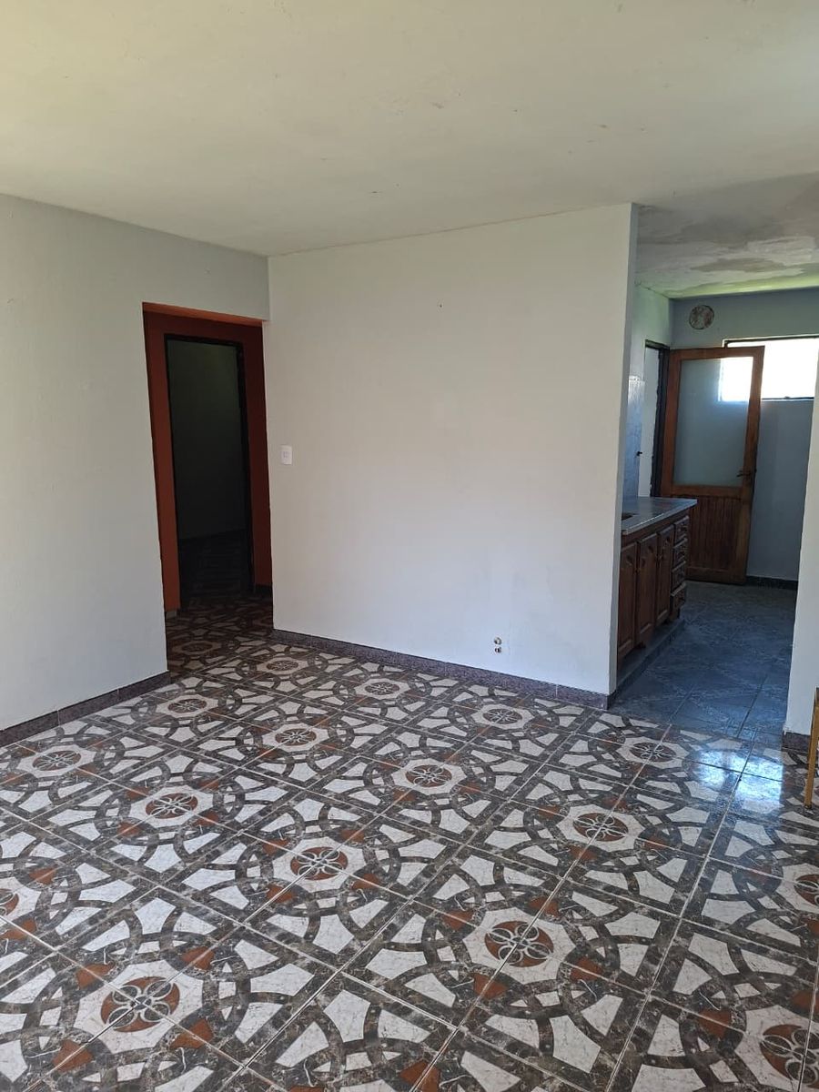 Departamento 3 ambientes en Primer piso por escalera — foto 10
