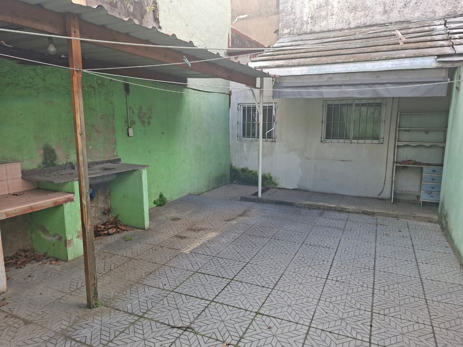 PH 3 ambientes con patio y cochera - 2