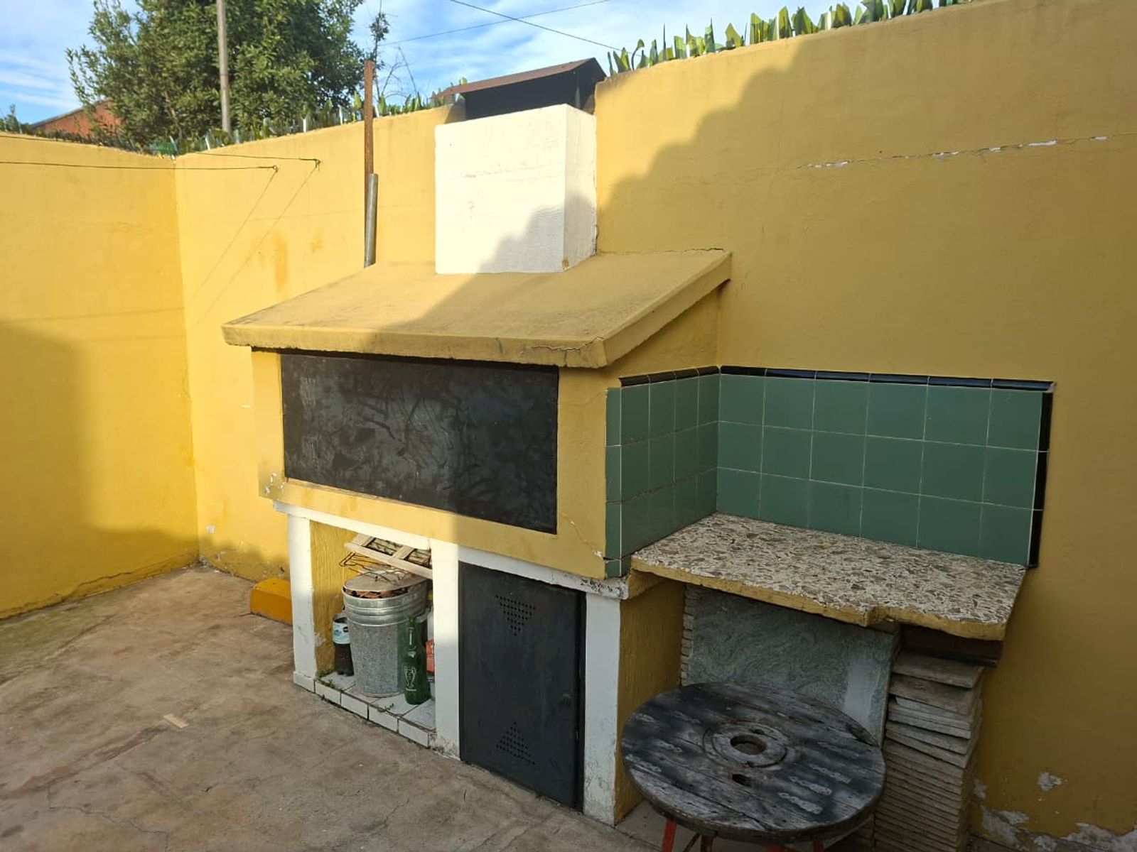Excelente casa con Garage - 22