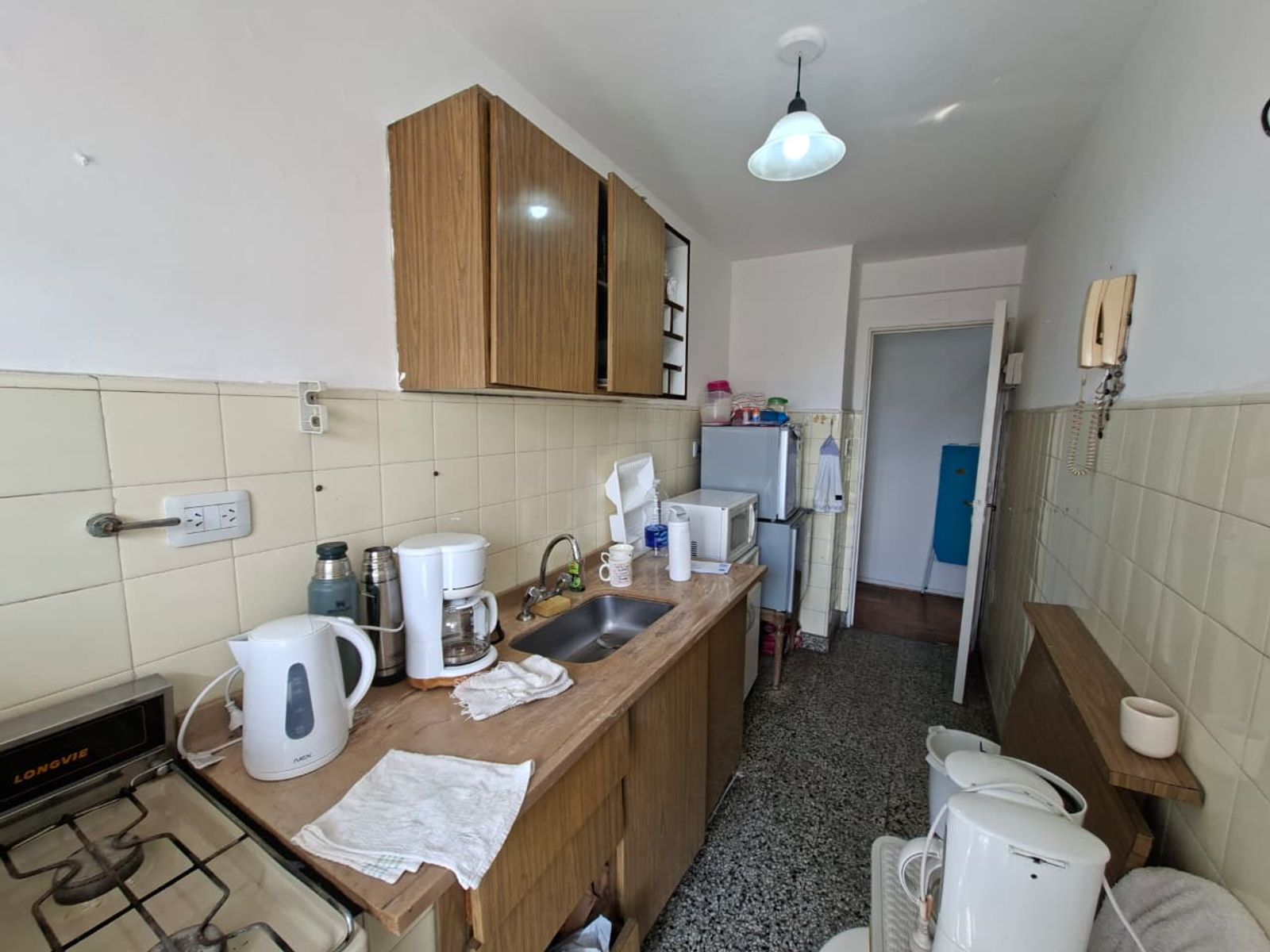 Departamento 3 ambientes solo para uso profesional - 3