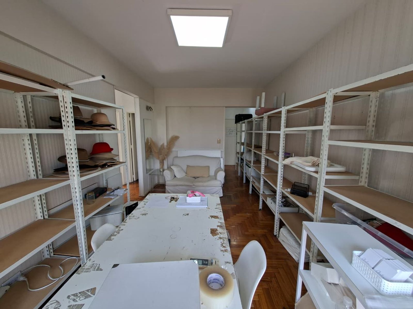 Departamento 3 ambientes solo para uso profesional - 4