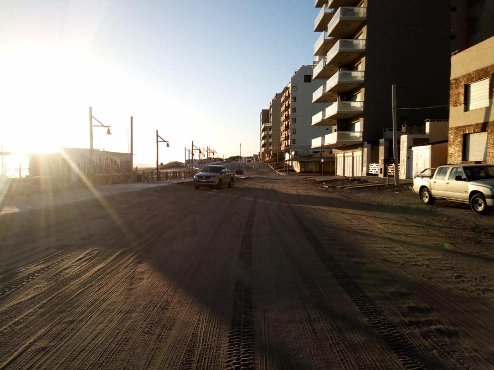 Dpto en edificio frente al Mar - 12