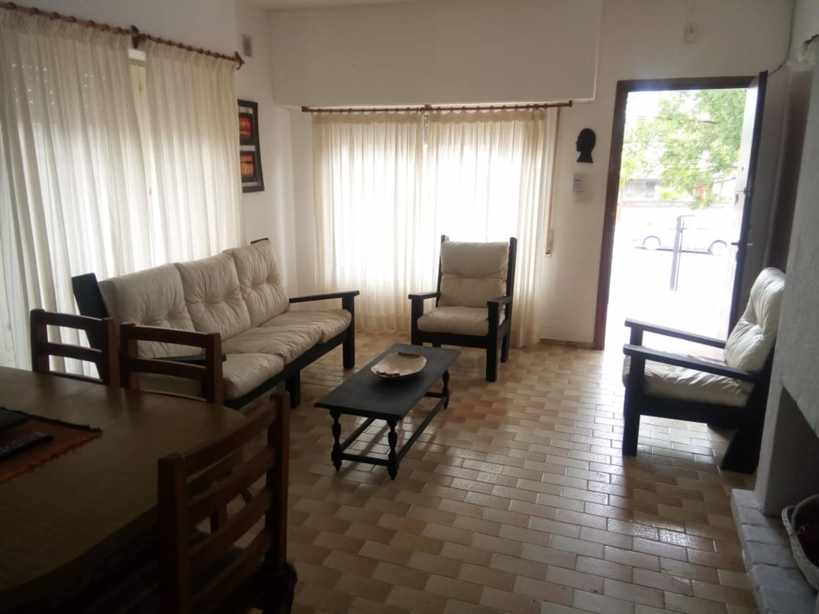 Casa para 6 personas a 3 cuadras del mar