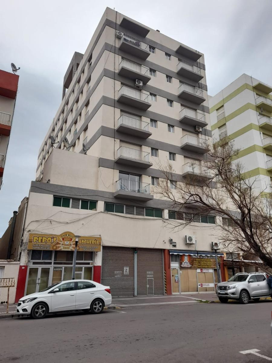 DEPARTAMENTO CENTRICO Y A MTS DEL MAR — foto 15