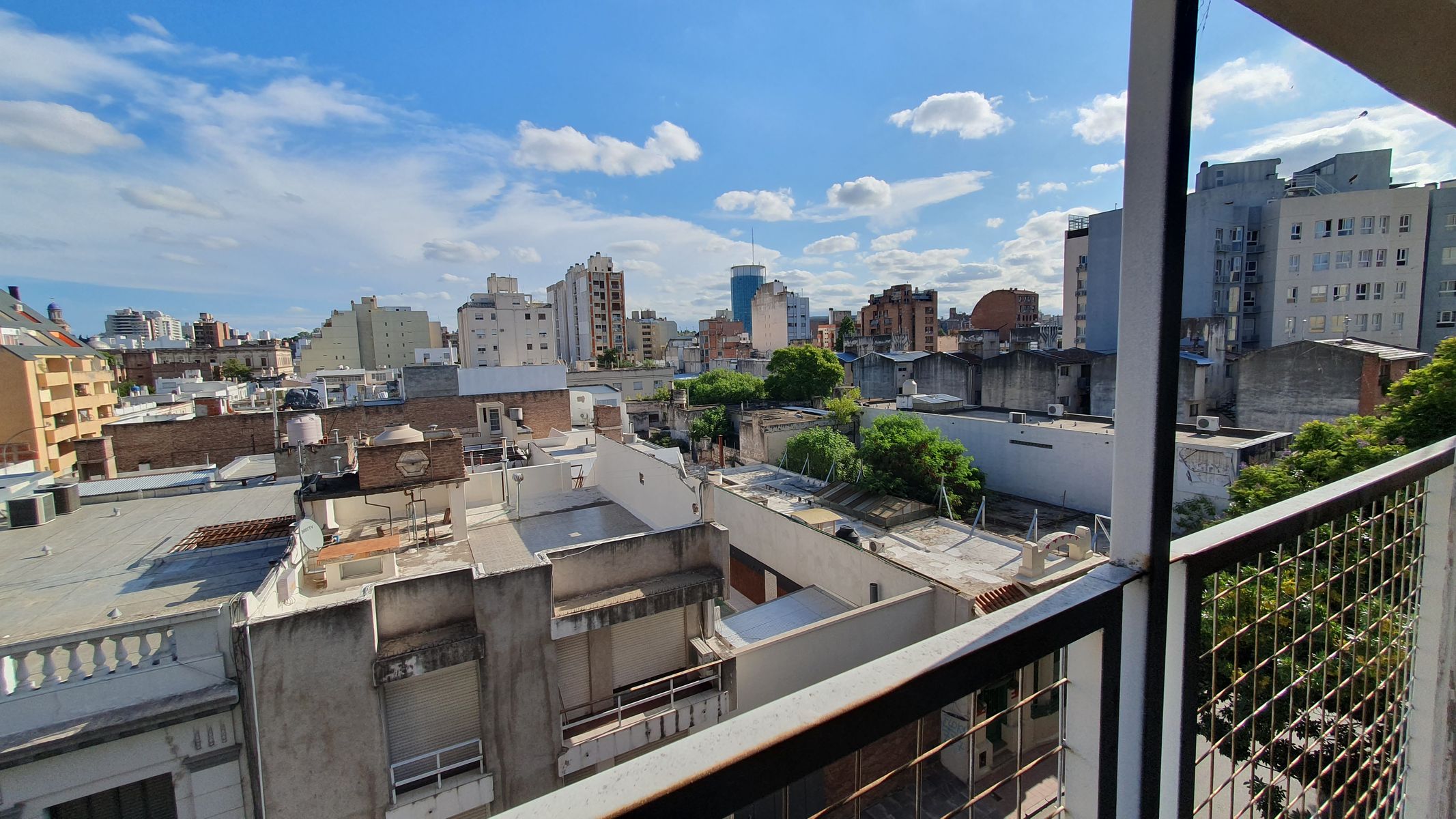 Alquilo Semi piso de 4 dorm. 2 bñs en 4to piso externo con balcon muy luminoso. - 10