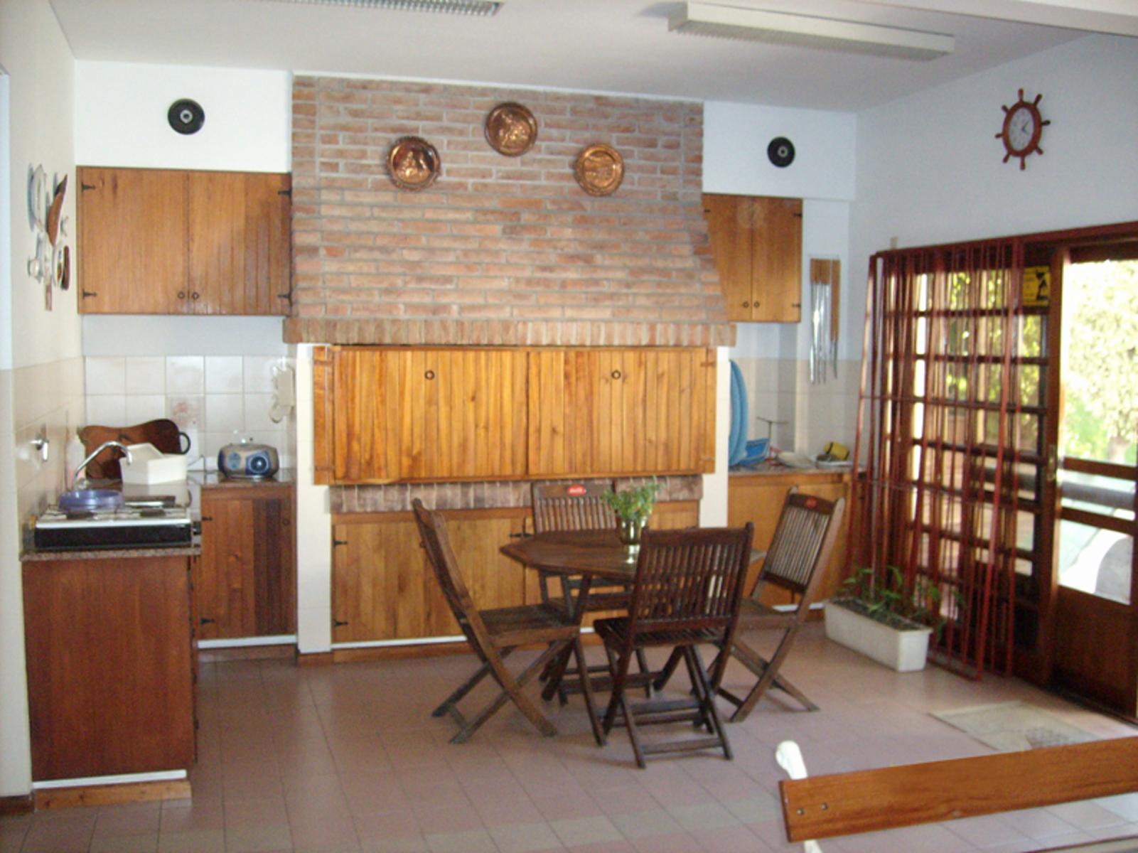 Excelente Chalet Villa Ballester muy linda zona!! de 6 ambientes — foto 6