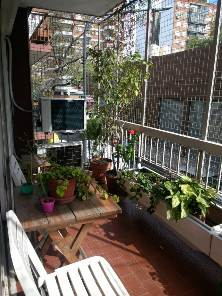 SEMIPISO DE 4 AMBIENTES EN FLORESTA — foto 5