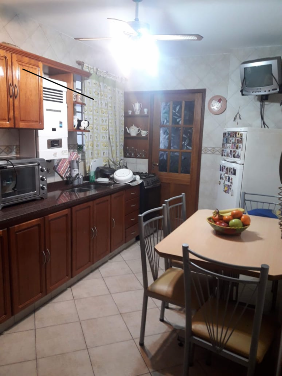 SEMIPISO DE 4 AMBIENTES EN FLORESTA — foto 7