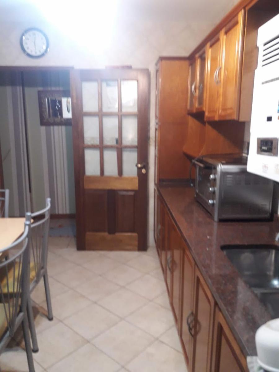 SEMIPISO DE 4 AMBIENTES EN FLORESTA — foto 8