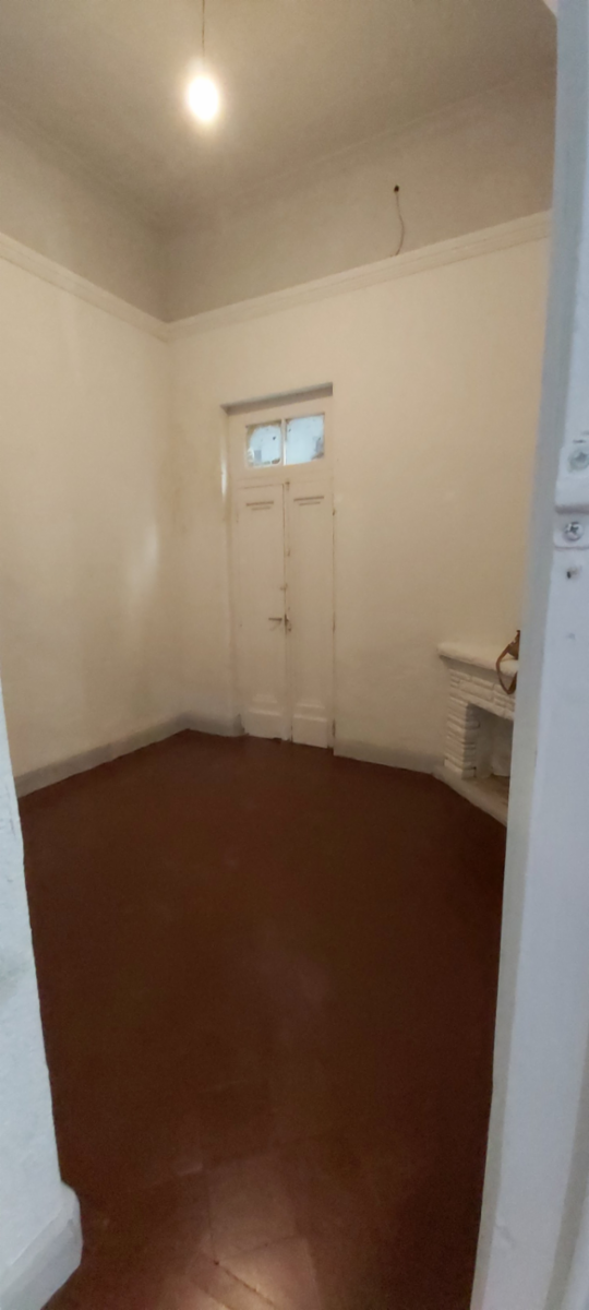 TIPO CASA DE 5 AMBIENTES EN FLORESTA — foto 7