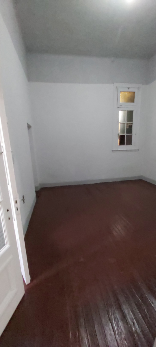 TIPO CASA DE 5 AMBIENTES EN FLORESTA — foto 8
