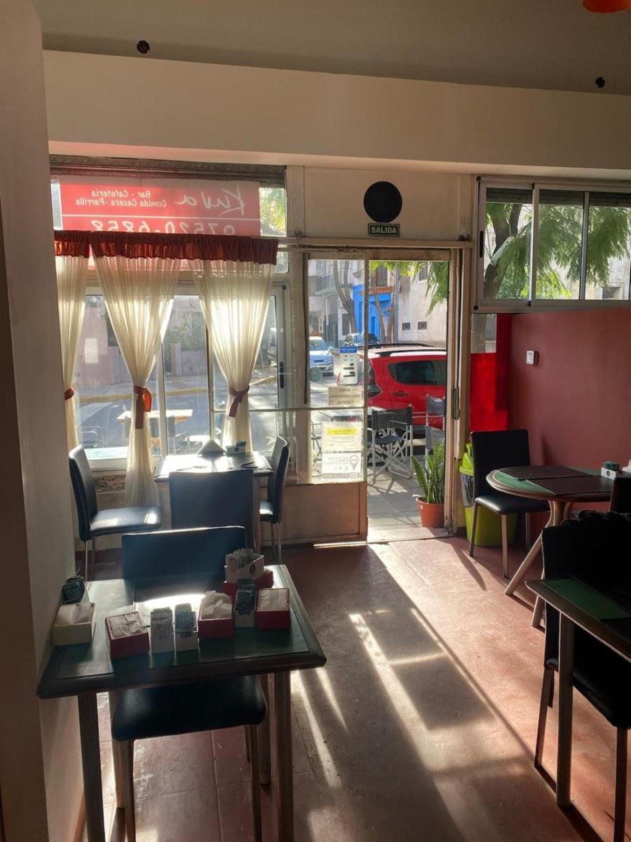 CASA CON LOCAL SOBRE LOTE DE 8.66 X 18.82 — foto 5