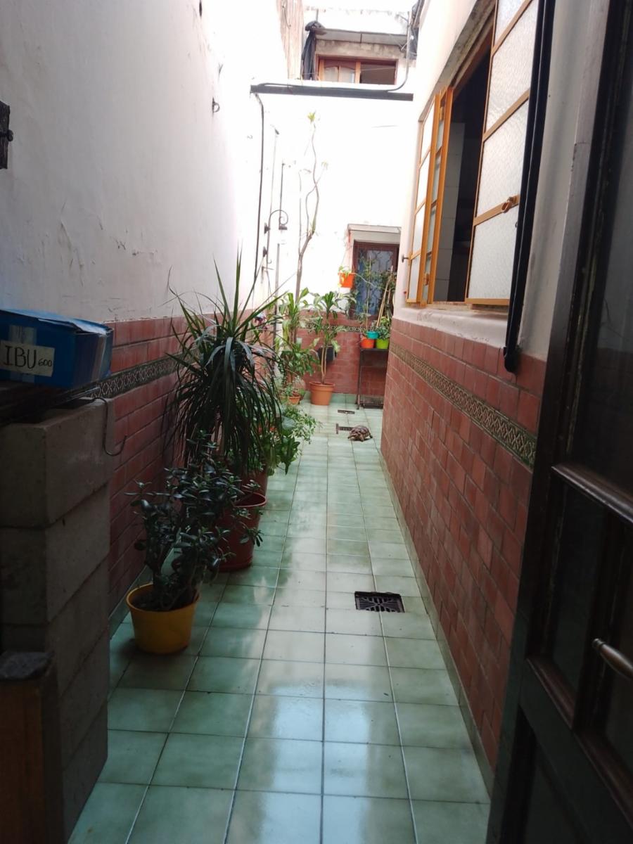 CASA CON LOCAL SOBRE LOTE DE 8.66 X 18.82 — foto 7
