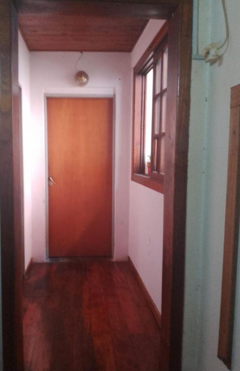 CASA CON LOCAL SOBRE LOTE DE 8.66 X 18.82 — foto 13