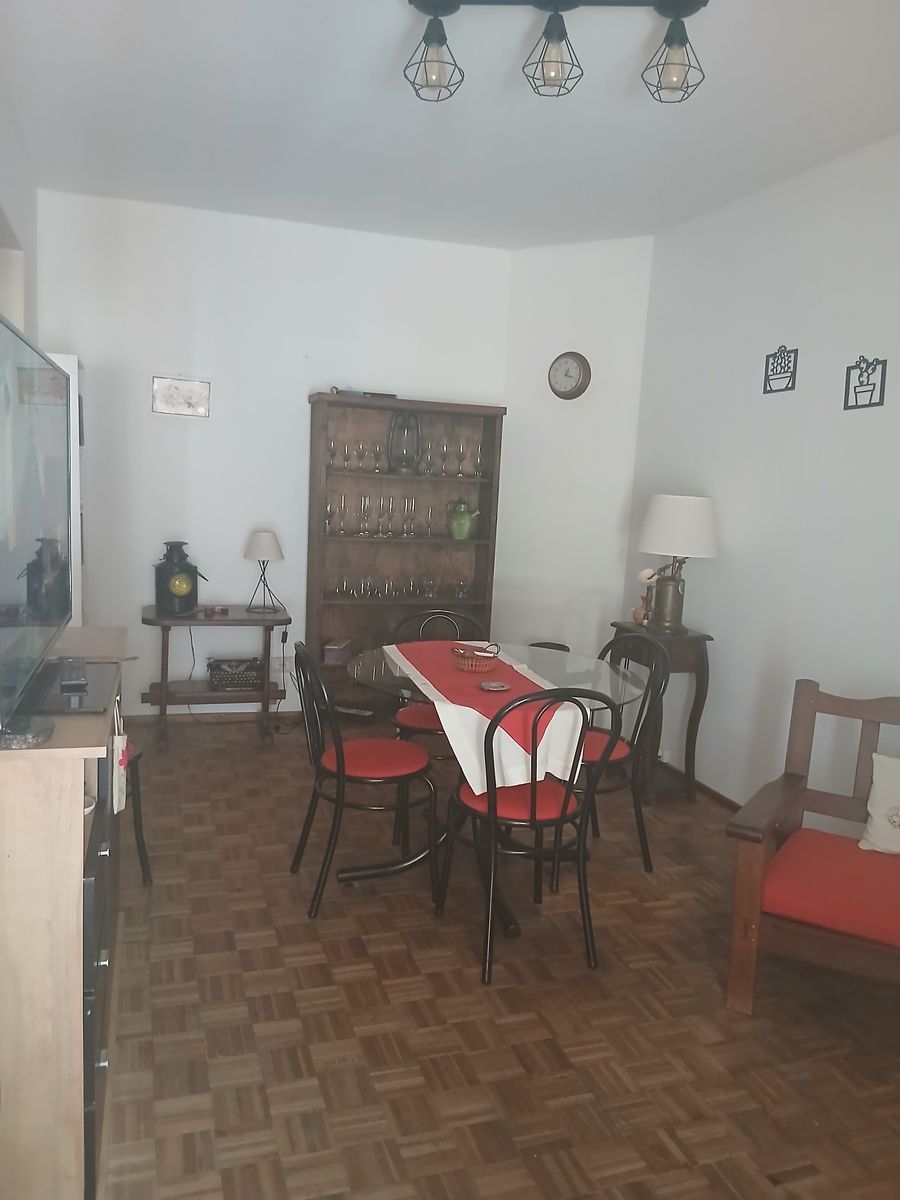 DEPARTAMENTO DE 2 AMBIENTES CON PATIO EN FLORES - 3