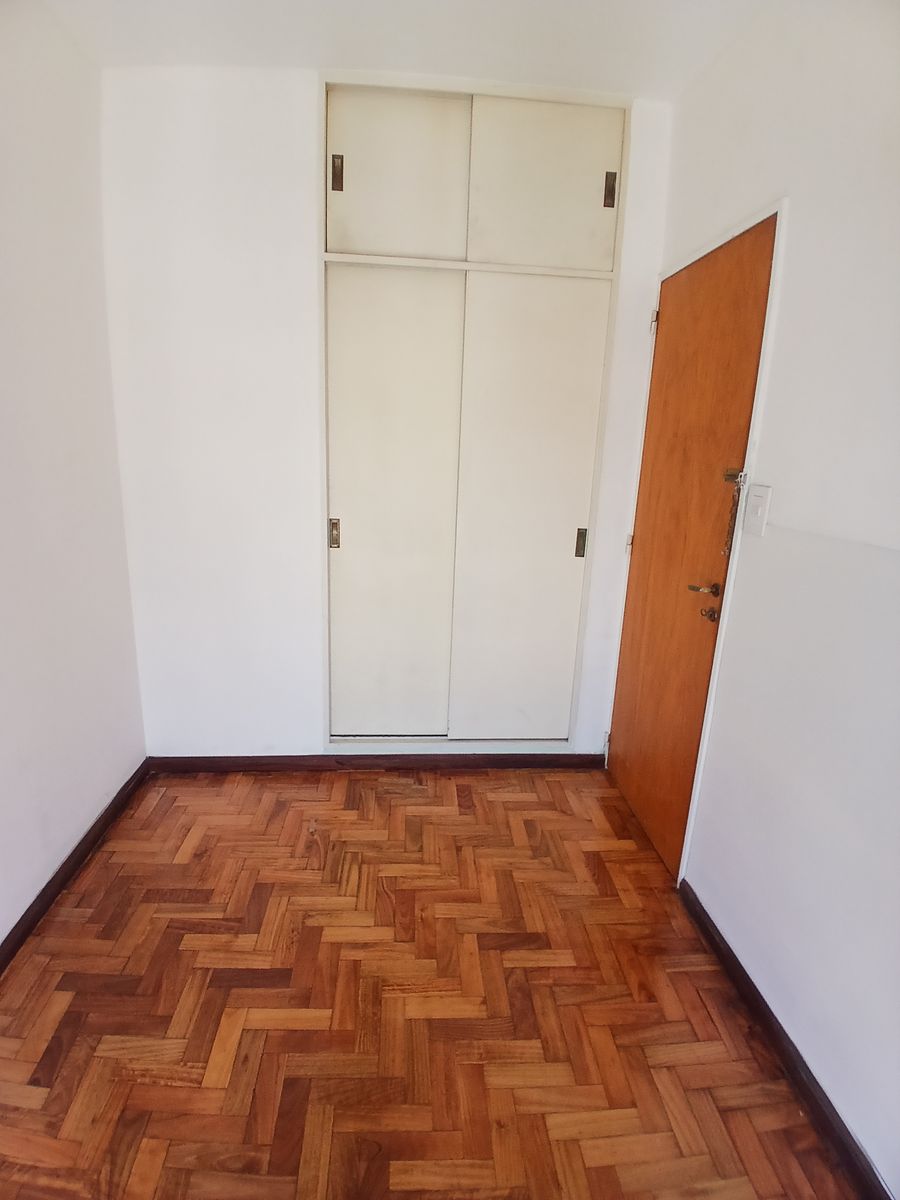 DEPARTAMENTO DE 3 AMBIENTES AMPLIOS CON BALCON EN FLORESTA - 13