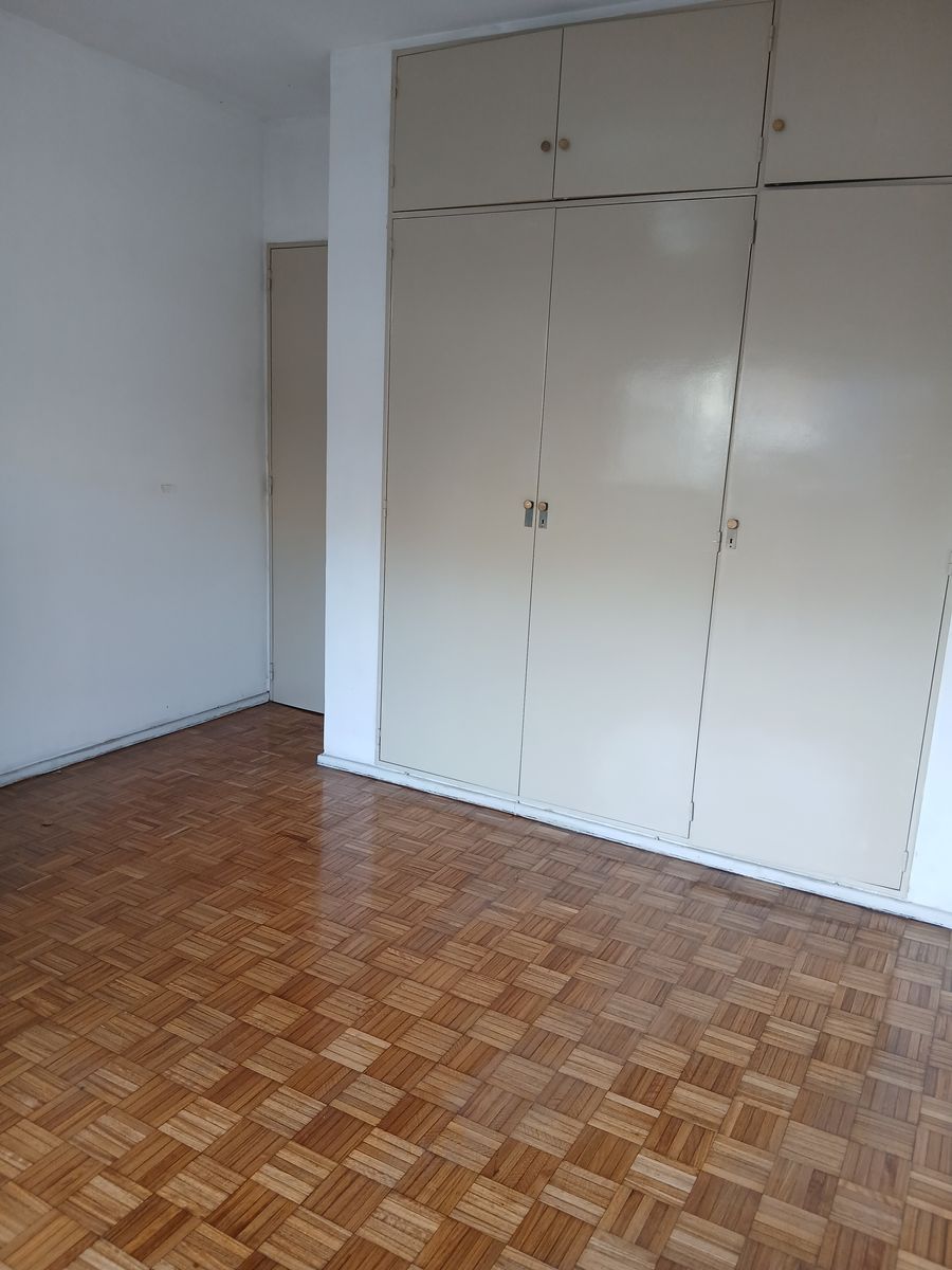 DEPARTAMENTO DE 2 AMBIENTES AL FRENTE CON BALCON EN FLORESTA - 7