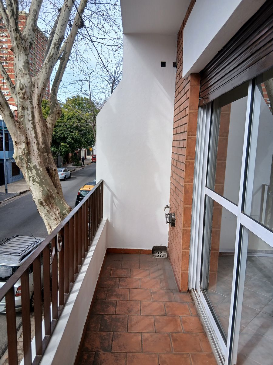 DUPLEX DE 3 AMBIENTES EN PRIMER PISO EN LA MEJOR ZONA RESIDENCIAL DE FLORESTA - 4