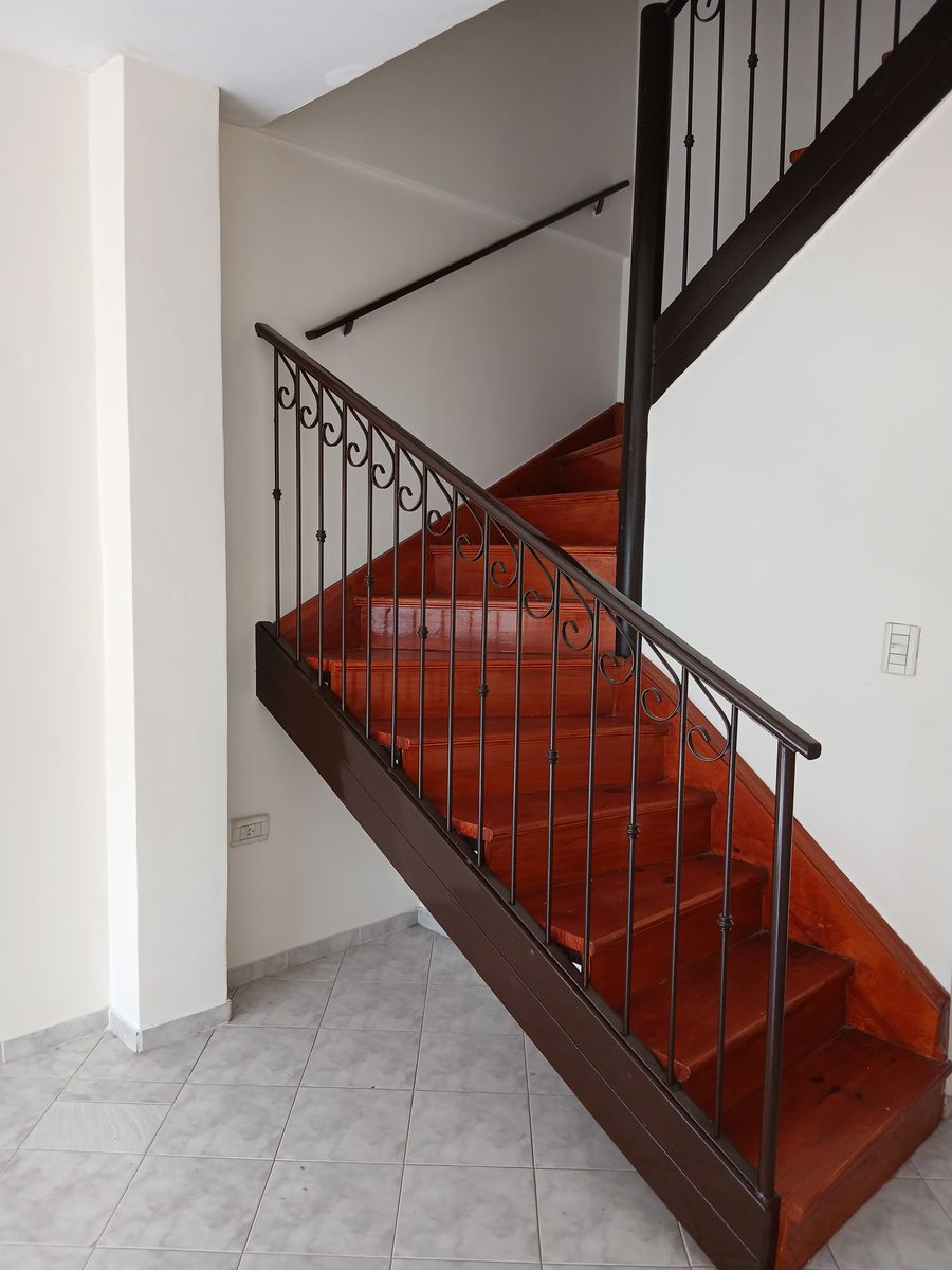 DUPLEX DE 3 AMBIENTES EN PRIMER PISO EN LA MEJOR ZONA RESIDENCIAL DE FLORESTA - 4