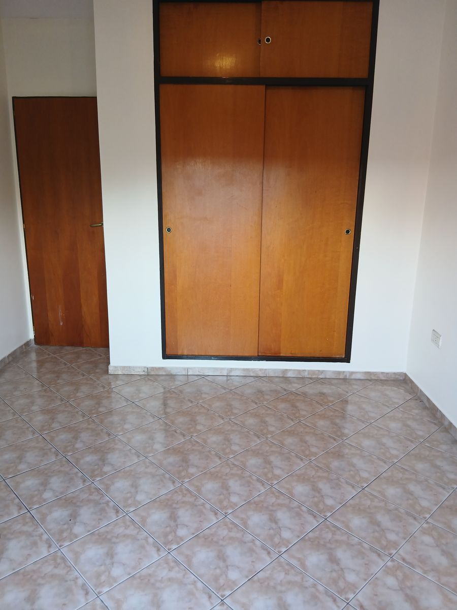 DUPLEX DE 3 AMBIENTES EN PRIMER PISO EN LA MEJOR ZONA RESIDENCIAL DE FLORESTA - 12