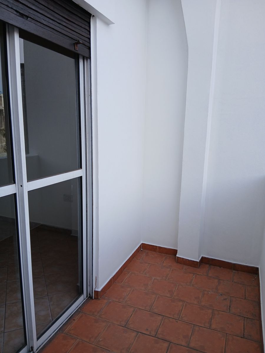 DUPLEX DE 3 AMBIENTES EN PRIMER PISO EN LA MEJOR ZONA RESIDENCIAL DE FLORESTA - 13