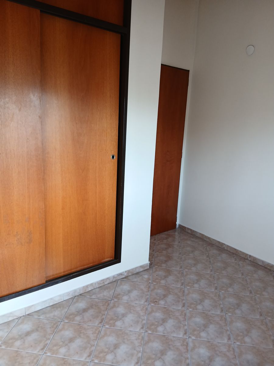 DUPLEX DE 3 AMBIENTES EN PRIMER PISO EN LA MEJOR ZONA RESIDENCIAL DE FLORESTA - 17