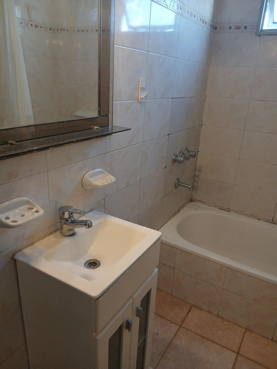 DEPARTAMENTO DE 2 AMBIENTES CON BALCON EN FLORESTA — foto 13