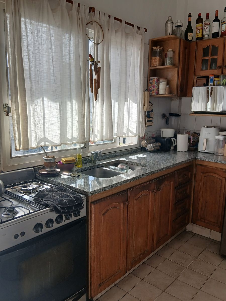 DEPARTAMENTO DE 3 AMBIENTES CON BALCON EN FLORESTA — foto 4