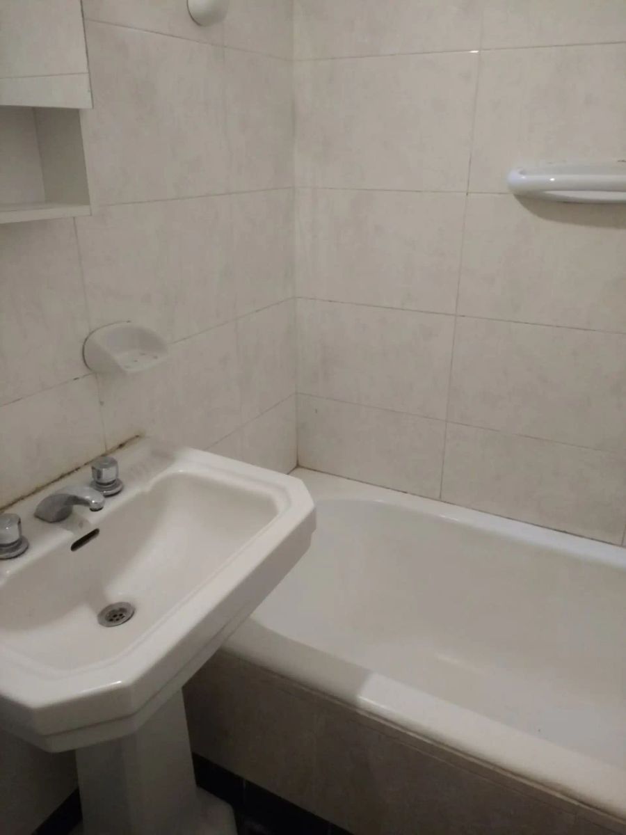DEPARTAMENTO DE 2 AMBIENTES AMPLIOS EN FLORESTA - 9