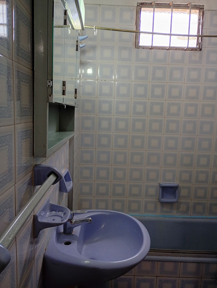 DEPARTAMENTO DE 4 AMBIENTES CON BALCON Y PATIO CUBIERTO EN FLORESTA — foto 10
